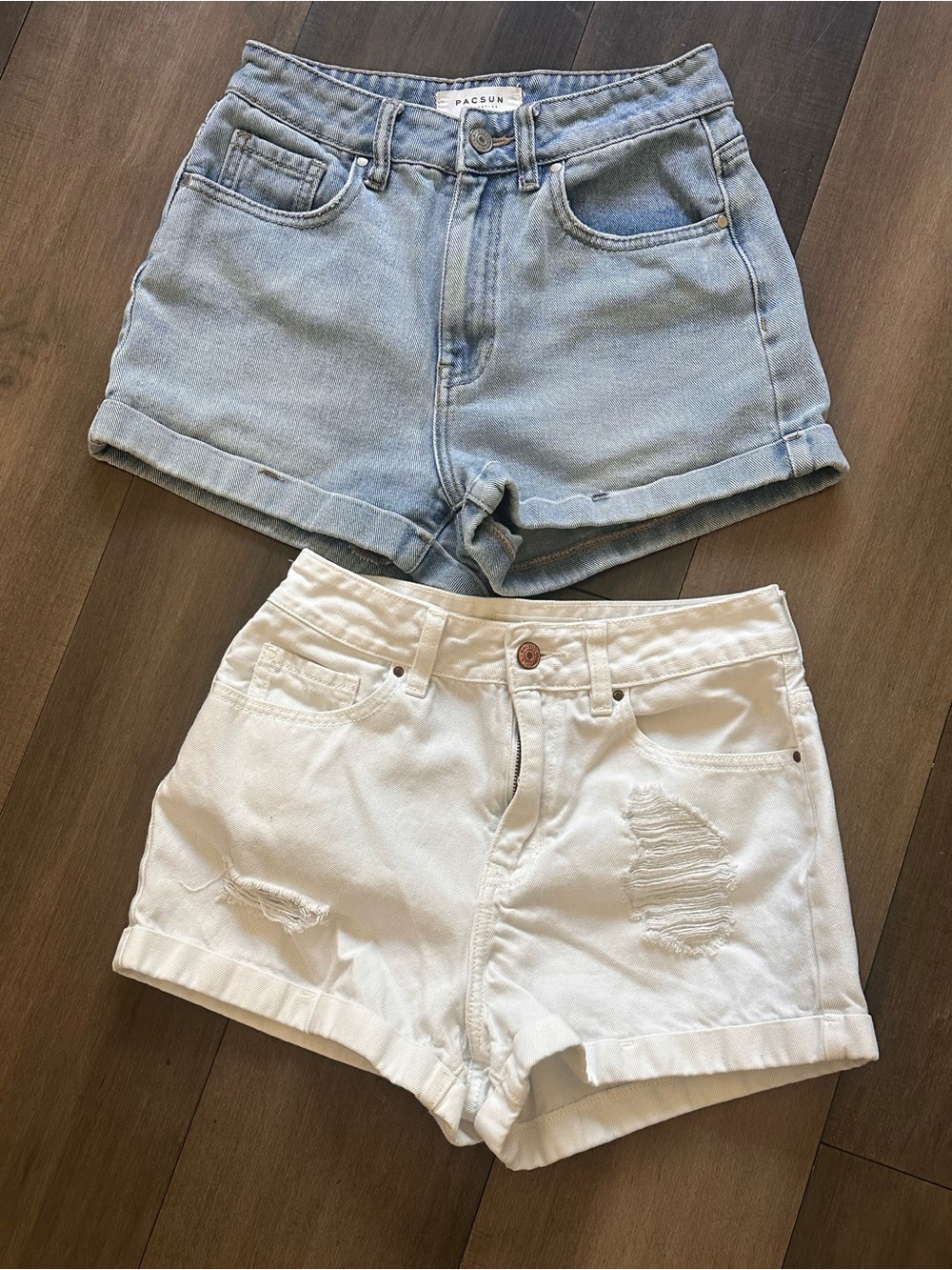 Lot of 2 Pacsun Mom blue denim and white denim Shorts size 25